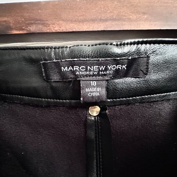 Marc New York by Andrew Marc Womens Sz 10 Black Faux Leather Pants Straight Leg - Picture 3 of 9